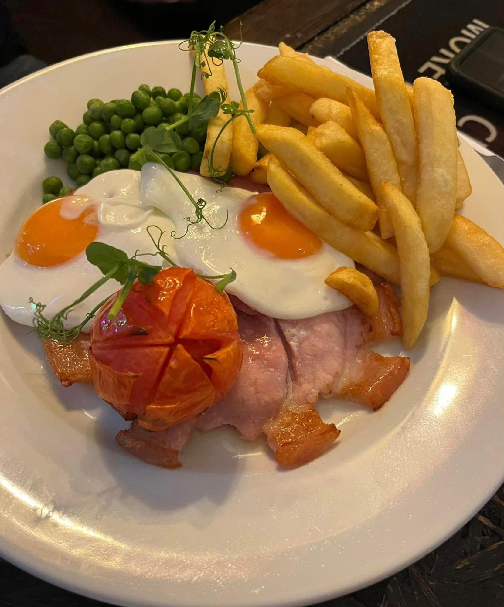 The Kings Arms Inn Stratton  외부 사진